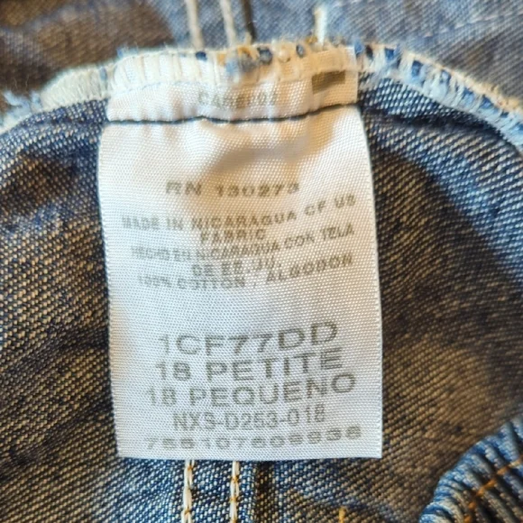 Chic Women's 18 Petite Relaxed Fit Denim Jeans - Picture 2 of 9